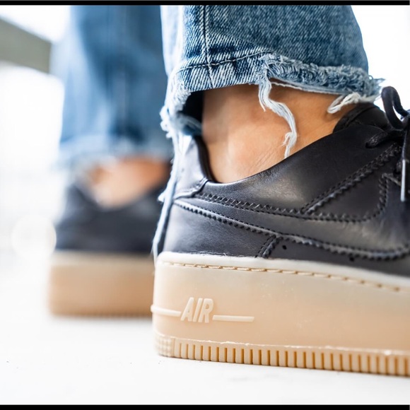 Nike Air Force 1 Sage Low LX NWT - Picture 4 of 16